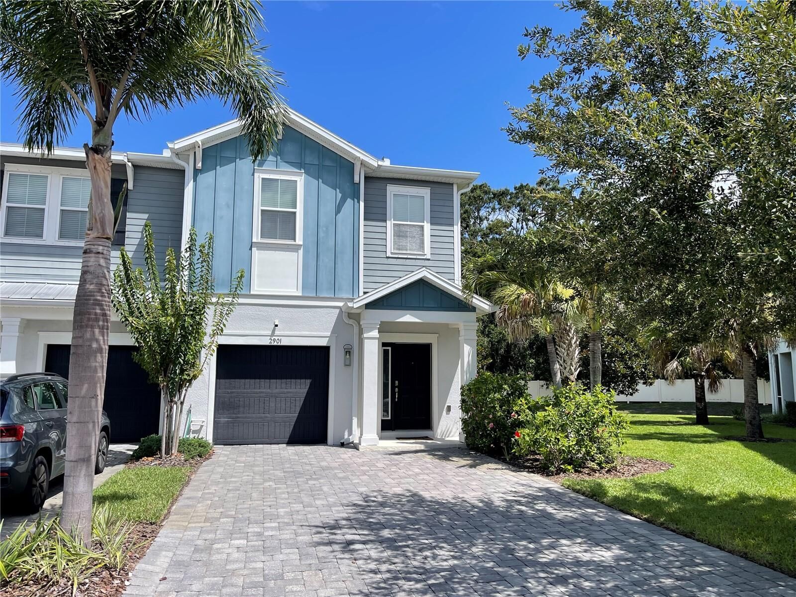 Property Photo:  2901 Grand Kemerton Place  FL 33618 