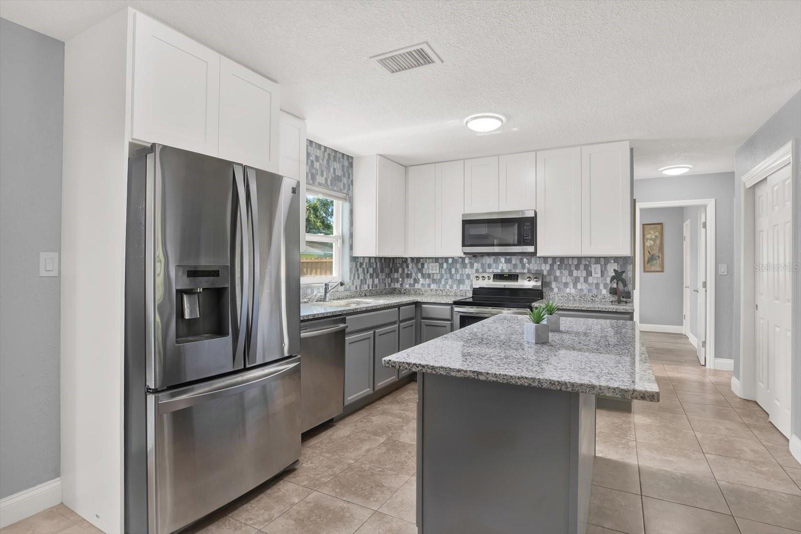 Property Photo:  6206 S Adelia Avenue  FL 33616 
