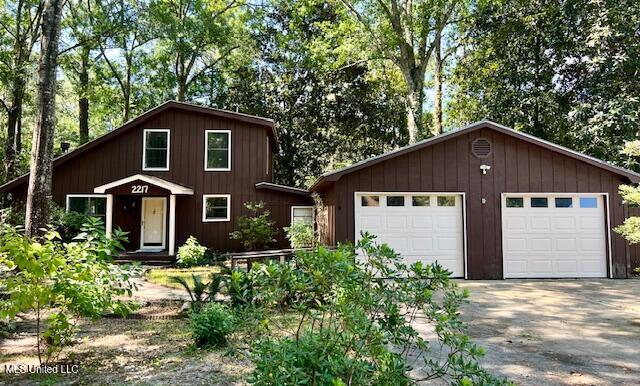 Property Photo: 2217 Bayou View Circle MS 39553