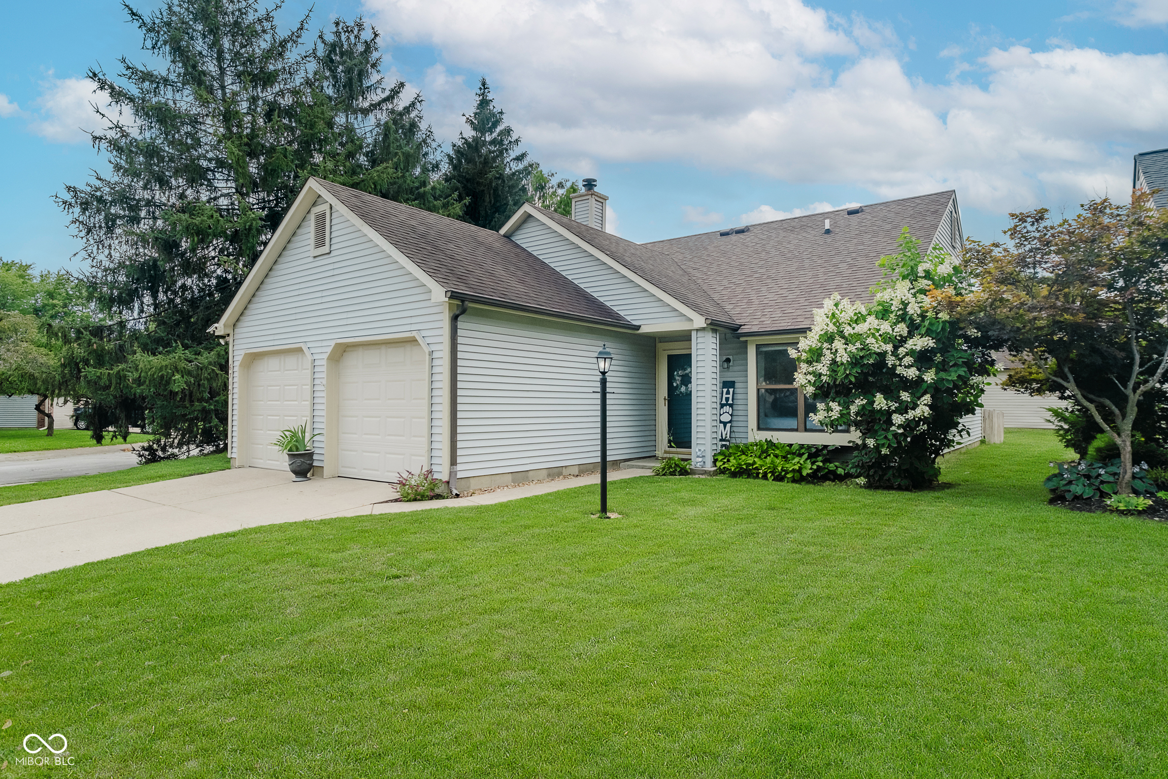 Property Photo: 6712 Prince Regent Court IN 46250