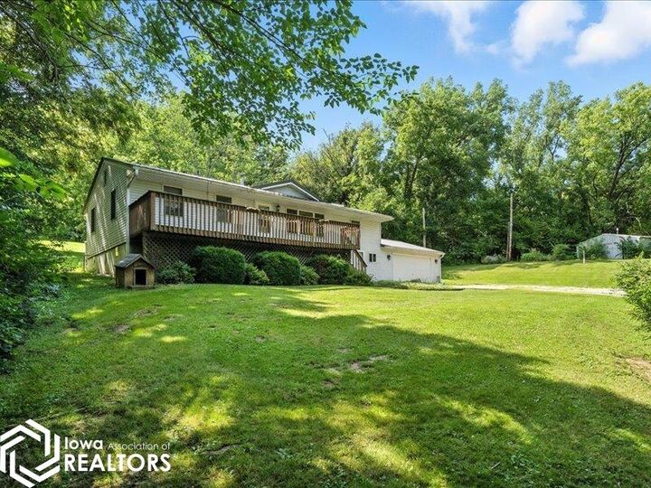 Property Photo: 17241 Dmc Highway 99 IA 52601