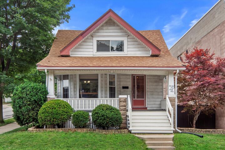 2961 S Delaware Ave  Milwaukee WI 53207 photo