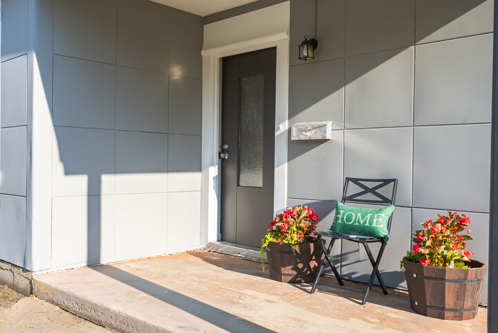 Property Photo: 32 S Rosedale Avenue IL 60506