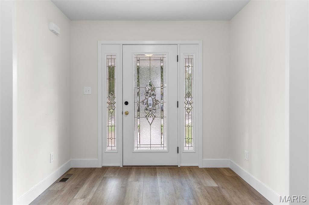 Property Photo:  401 Jefferson Avenue  MO 63019 