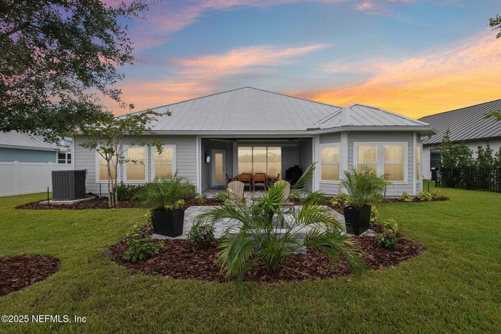 Property Photo:  221 Marquesa Circle  FL 32259 