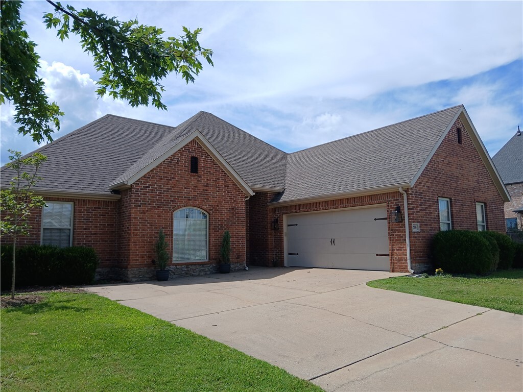 700 Sterling Place  Bentonville AR 72712 photo