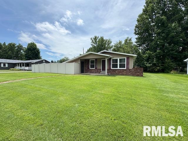 521 S 5th Street  Herrin IL 62948 photo