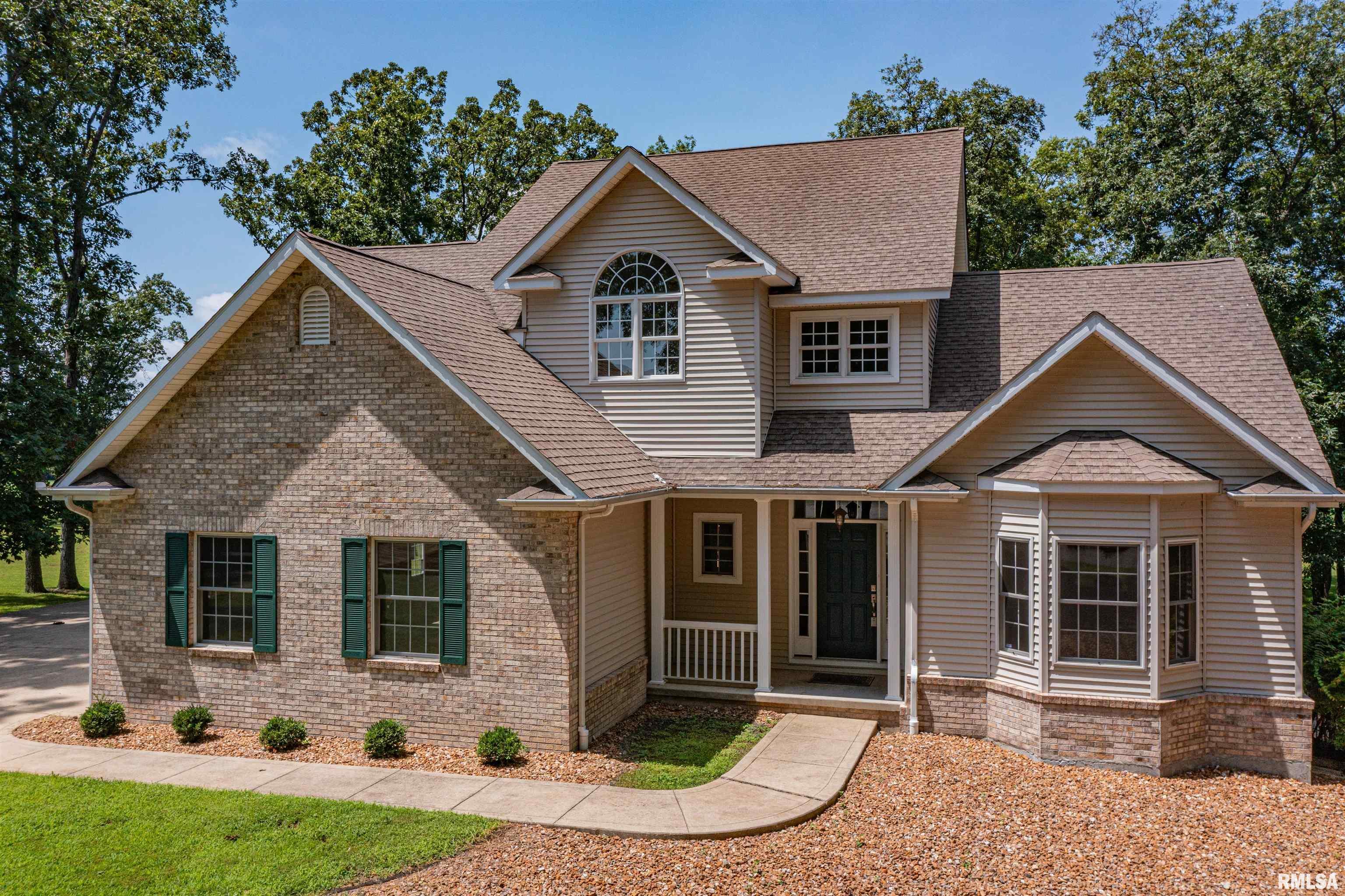 1013 Birdie Drive  Mt Vernon IL 62864 photo