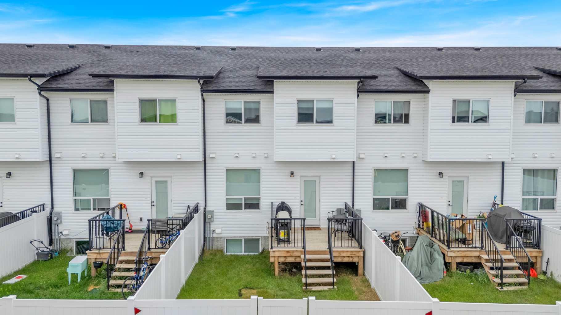 Property Photo: 20 Evergreen Way D AB T4P 3H1