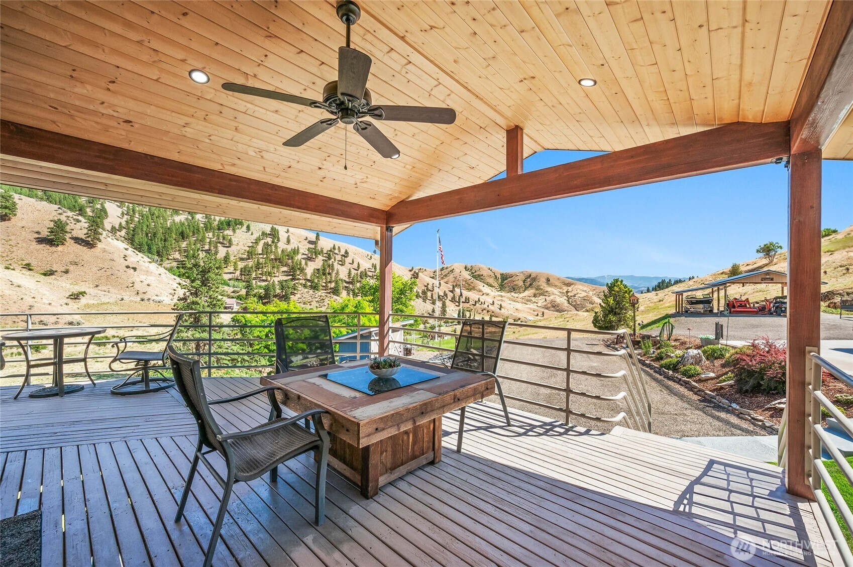 Property Photo: 8770 Nahahum Canyon Road WA 98815