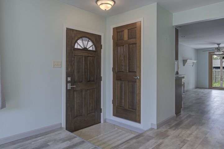 Property Photo: 915 W Whittier Drive WI 54914