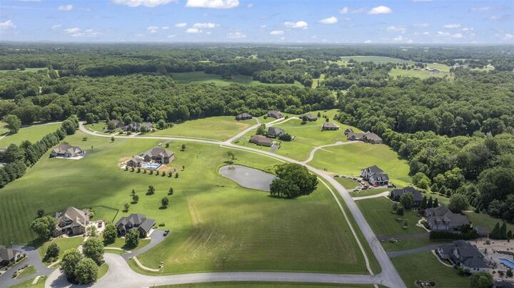 Property Photo:  123 Sterling Oak Court  KY 42122 
