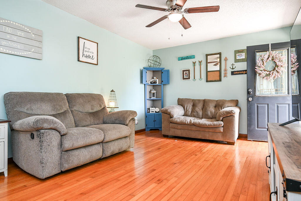 Property Photo: 127 Belleview Drive Drive SE TN 37323