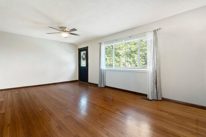 Property Photo:  127 Belleview Drive SE  TN 37323 