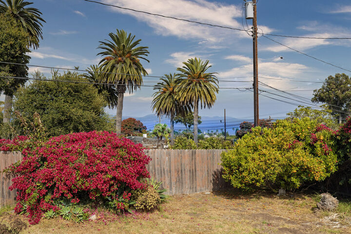 Property Photo: 410 Terrace Road CA 93109