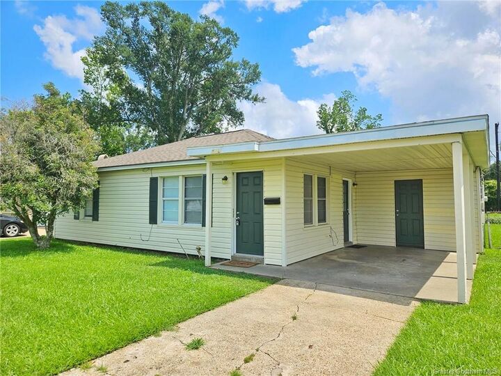 1512 E School Street E  Lake Charles LA 70607 photo