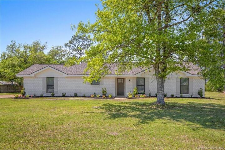 Property Photo: 3579 Oak Wood Drive LA 70663