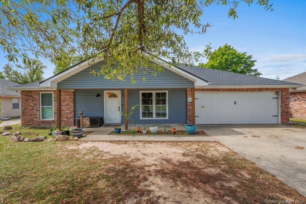 Property Photo:  5702 Stonehaven Lane  LA 70605 