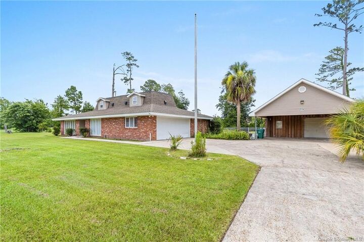 Property Photo: 284 W Park Manor Drive W LA 70611