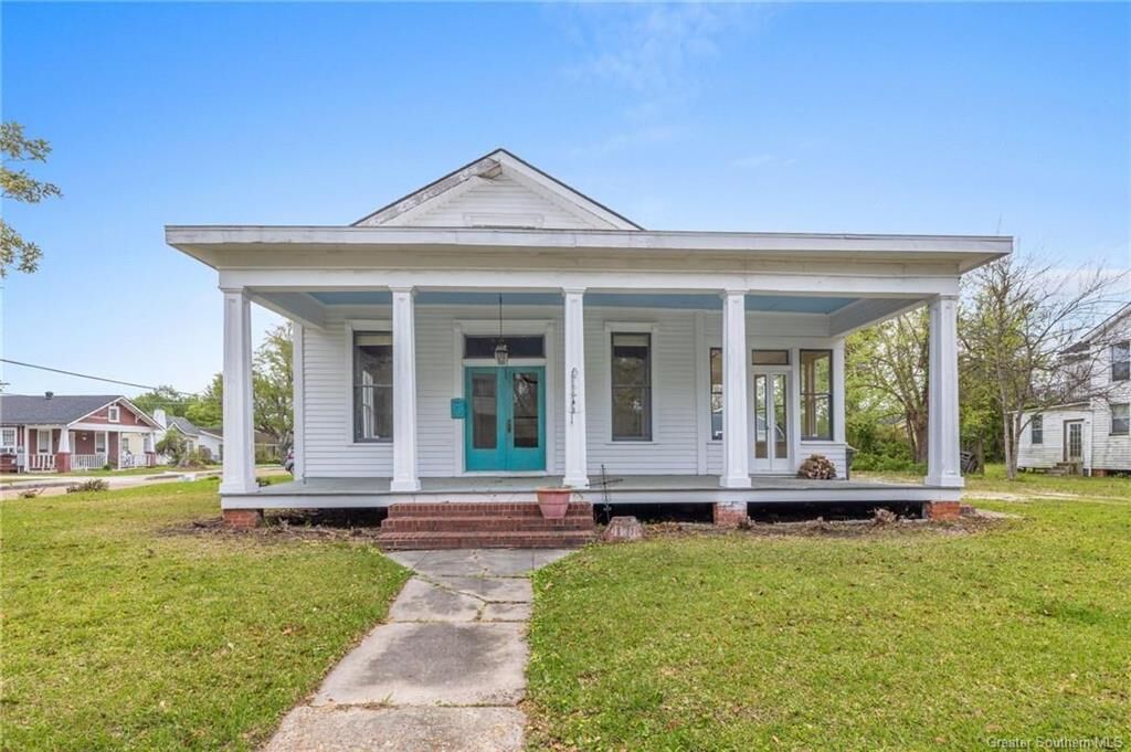 Property Photo: 1101 Kirkman Street LA 70601
