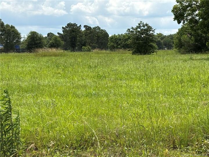 Property Photo:  4 Gerald Drive  LA  