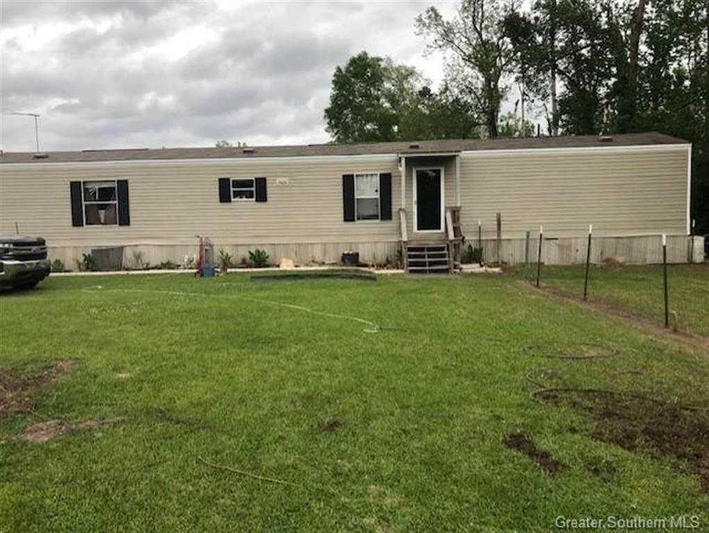 Property Photo: 544 Bankens Road LA 70663