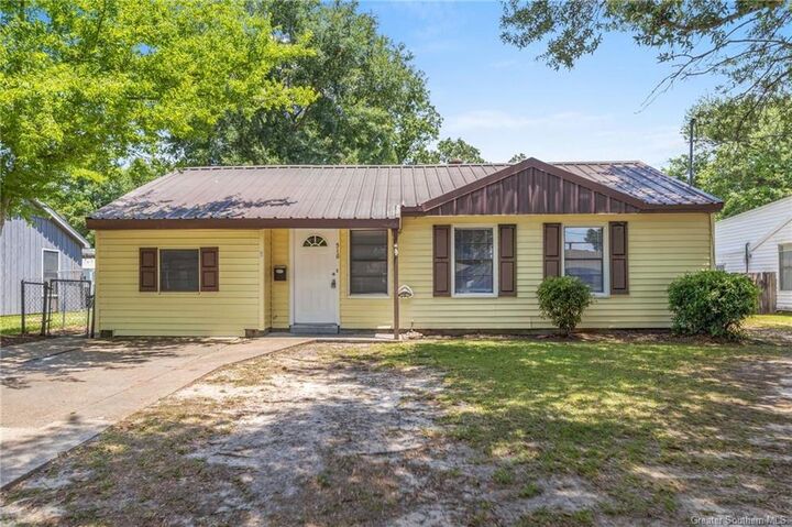 Property Photo: 516 Morningside Drive LA 70605