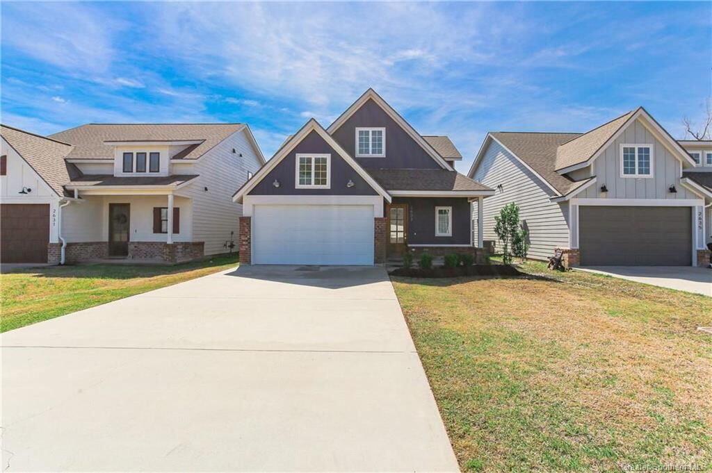 Property Photo: 2633 Edgewood Lane LA 70605