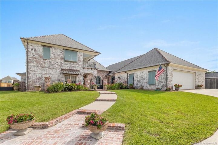 2200 Longue Vue Drive  Lake Charles LA 70605 photo