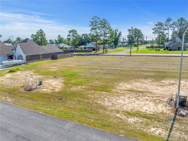 Property Photo: 0 N Wallace Pointe Drive N LA 70611
