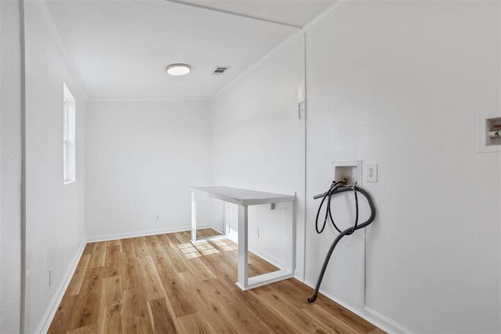 Property Photo:  7444 Pine Alley  LA 70605 