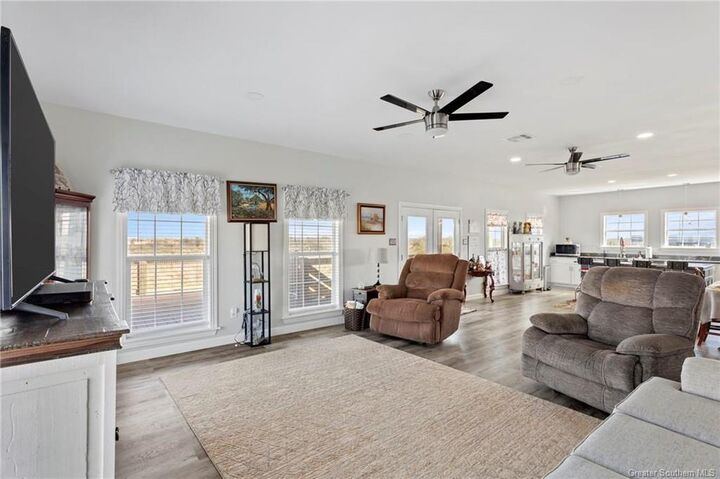 Property Photo: 331 Hebert Camp Road LA 70607