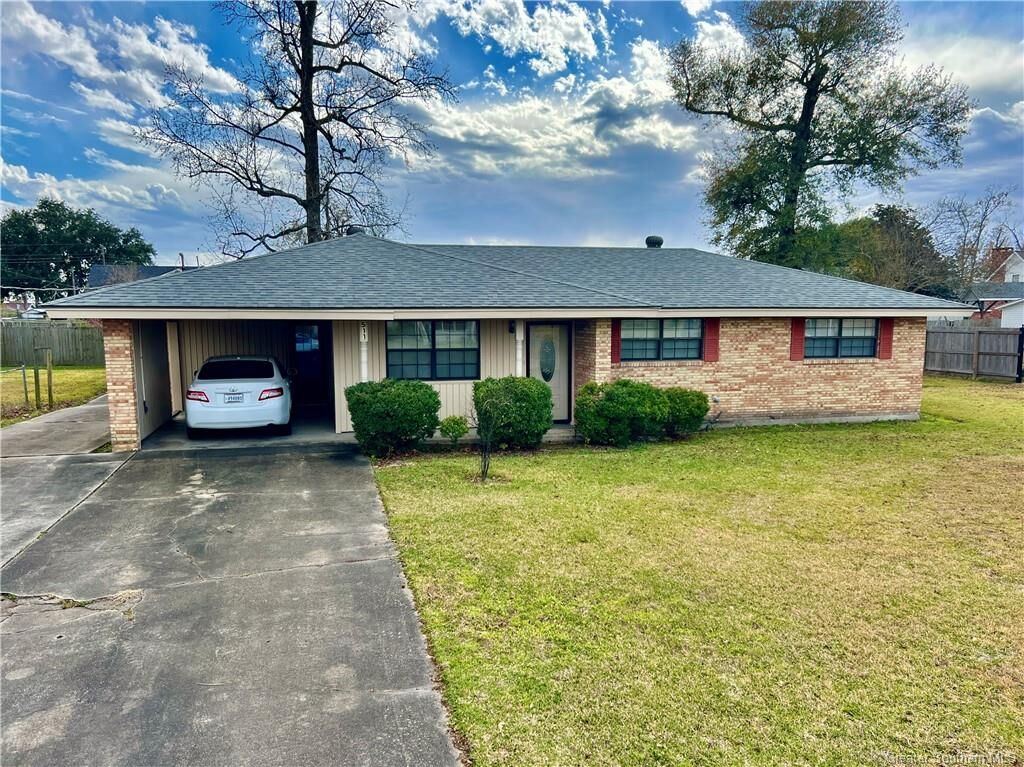 Property Photo: 511 S Lebanon Street S LA 70663