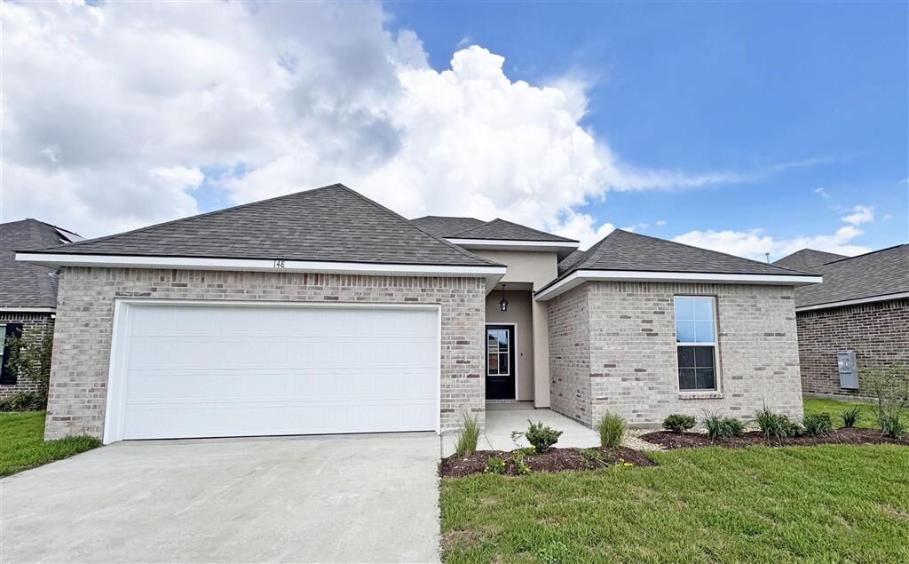 Property Photo: 148 Chandler Lane LA 70665