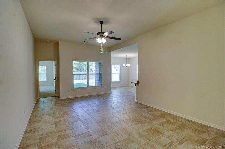 Property Photo: 304 Madison Crossing Drive LA 70665
