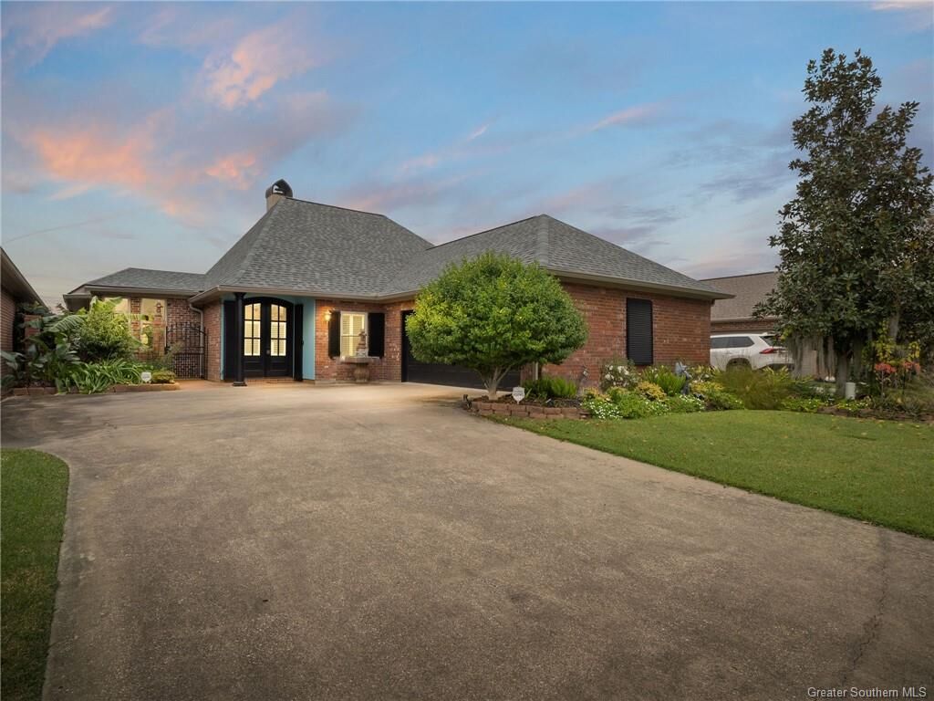 Property Photo: 2136 La Cache Drive LA 70601