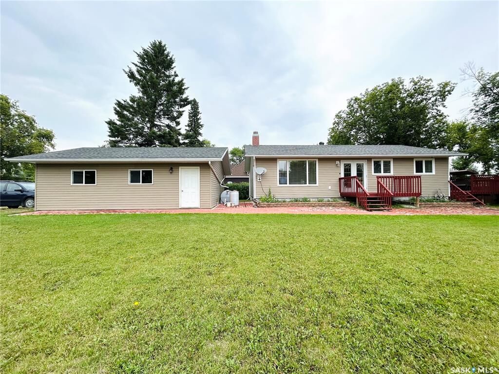 Property Photo:  311 Pelly Street  SK S0A 3L0 