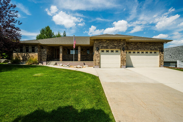 507 Park View Boulevard  Sheridan WY 82801 photo