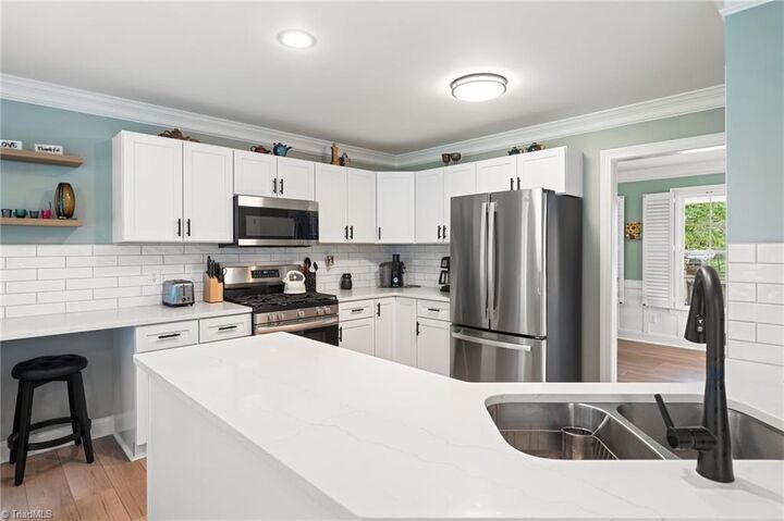 Property Photo: 185 Bradford Place Lane NC 27023