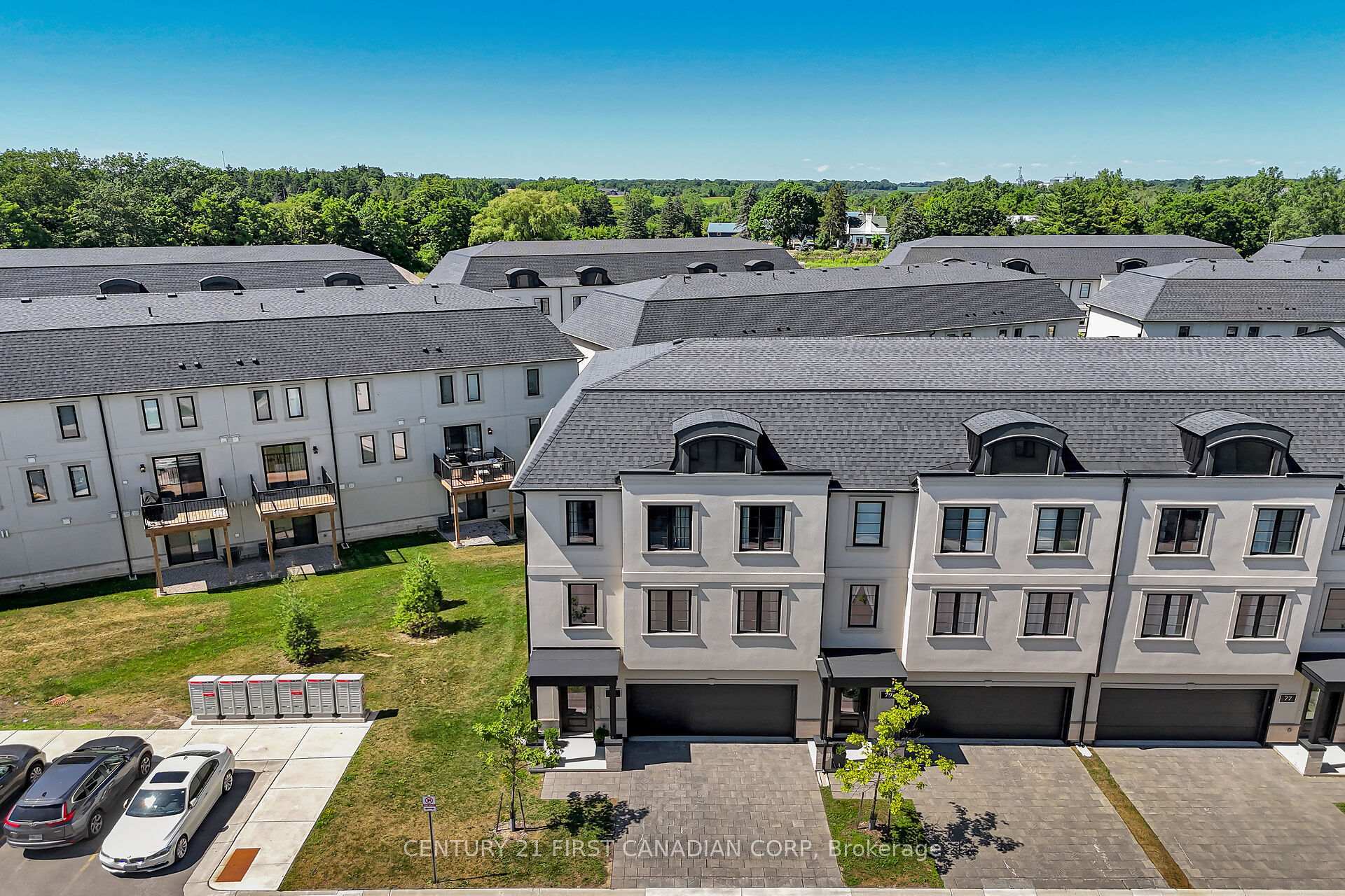 Property Photo: 435 Callaway Road 81 ON N6G 2N1