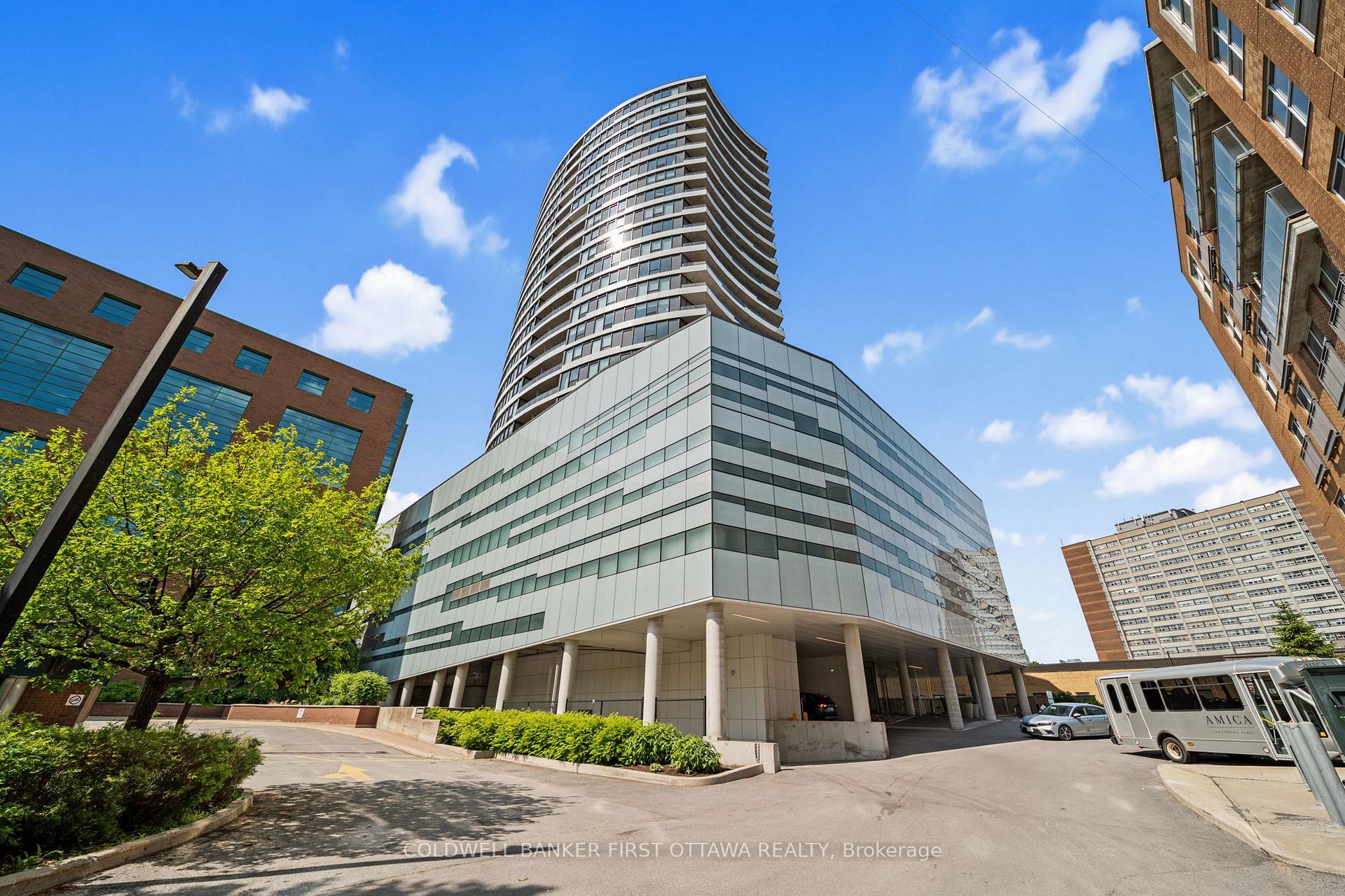 Property Photo: 485 Richmond Road 1905 ON K2A 3W9