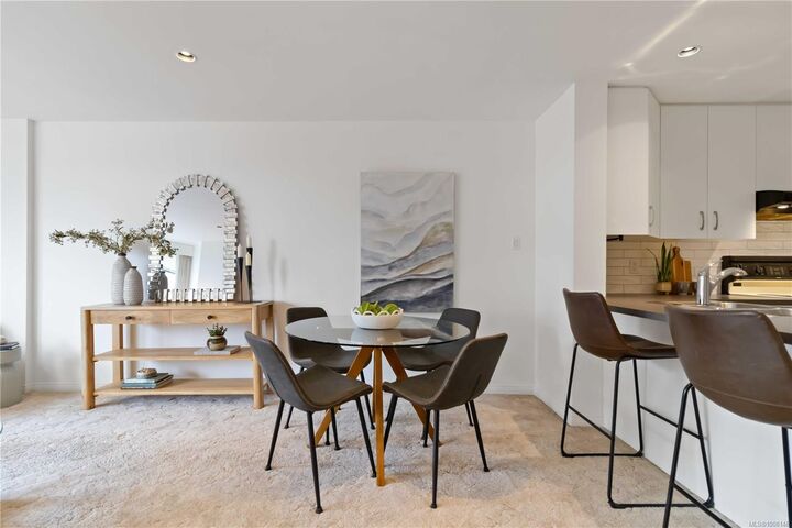 Property Photo:  1745 Leighton Rd 509  BC V8R 6R6 