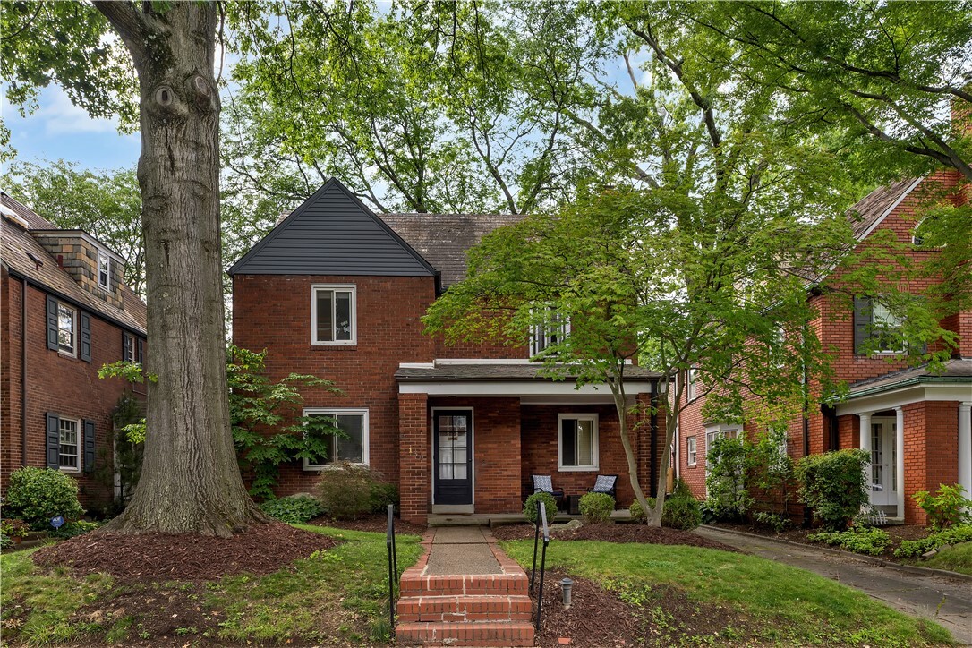 Property Photo:  130 Yorkshire Dr  PA 15208 
