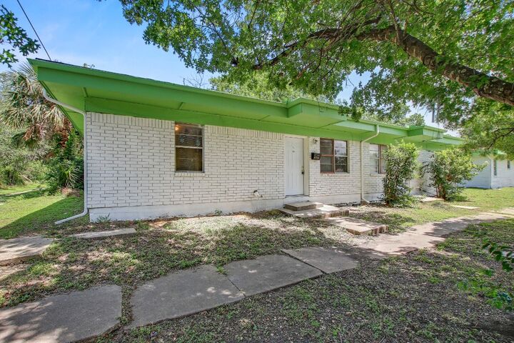 401 Branch Street  Taylor TX 76574 photo