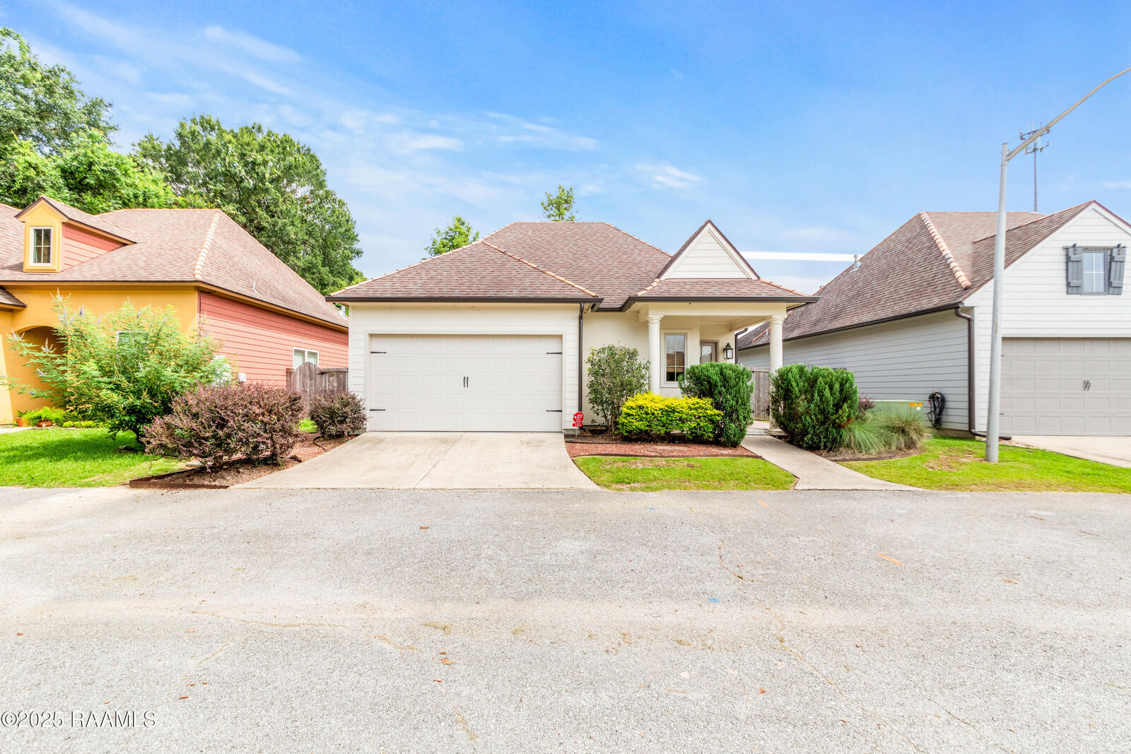 Property Photo: 104 Seabrook Lane LA 70508