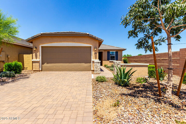 Property Photo: 12520 W Trumbull Road AZ 85323