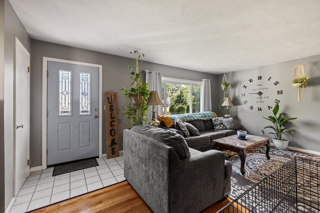 Property Photo:  3205 Shellhart Rd  OH 44203 