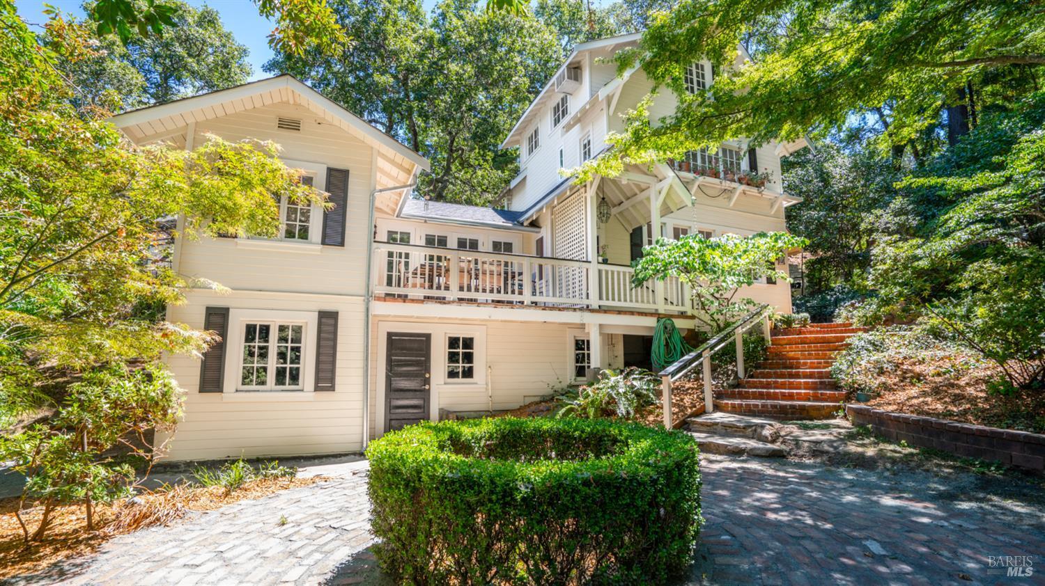 Property Photo: 405 Redwood Road CA 94960