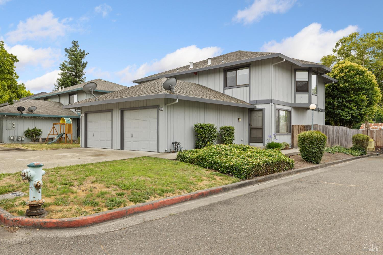 Property Photo: 8307 8308 Lasalle Avenue CA 94931