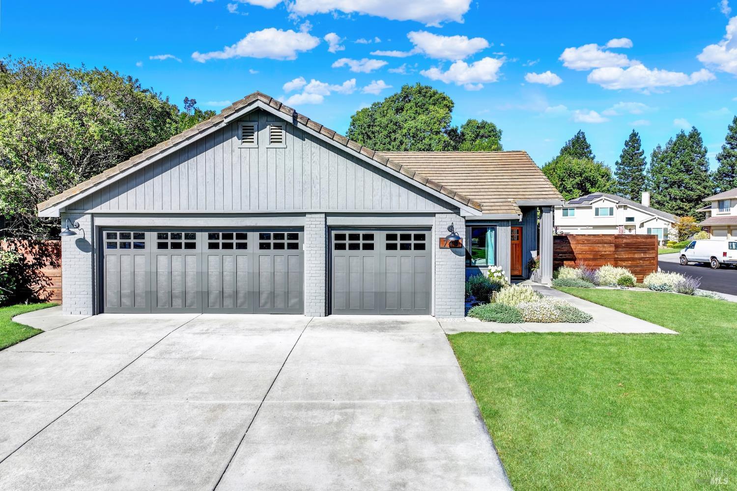 Property Photo: 748 Notre Dame Drive CA 95687